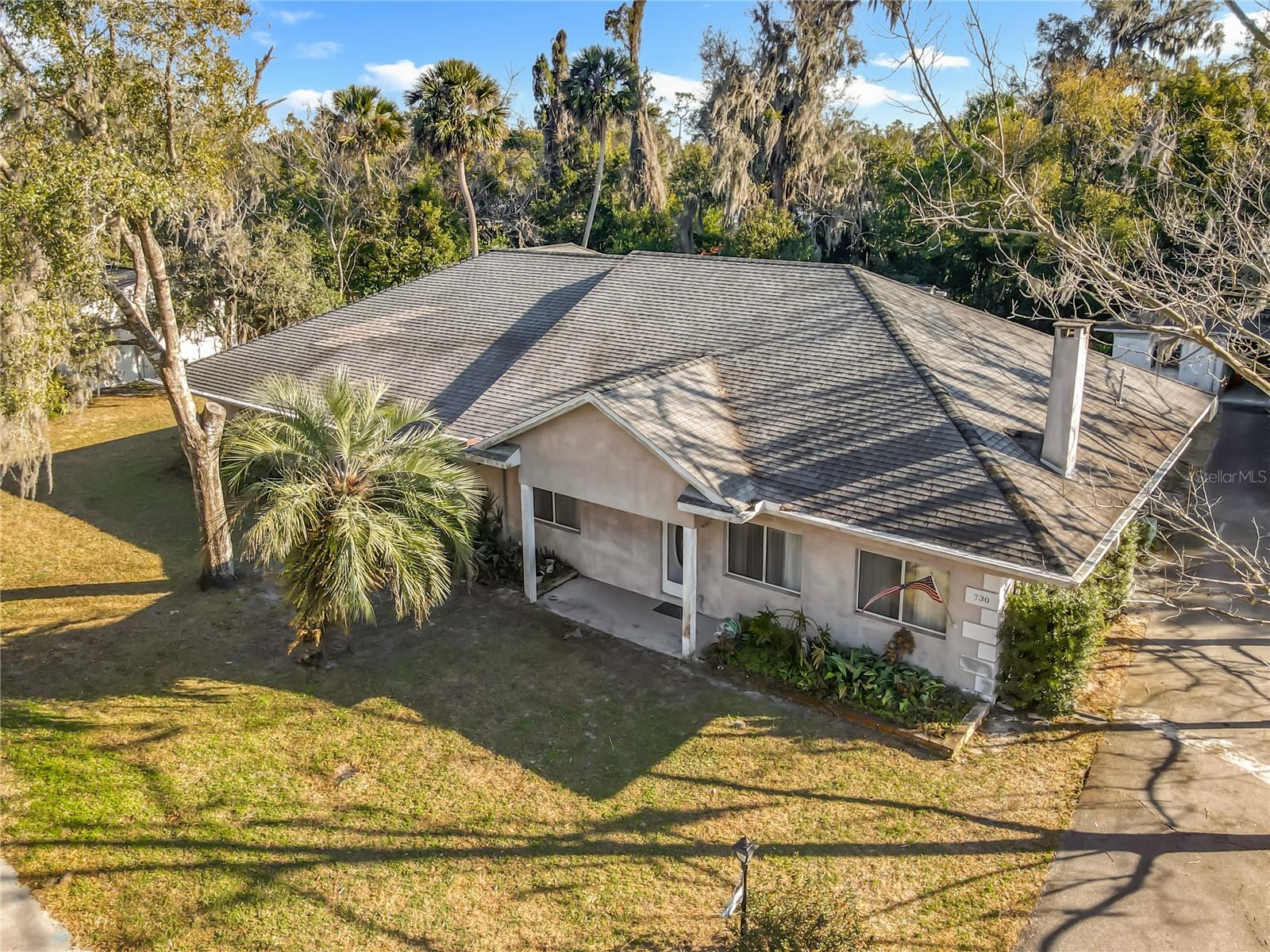 730 W UNIVERSITY AVENUE