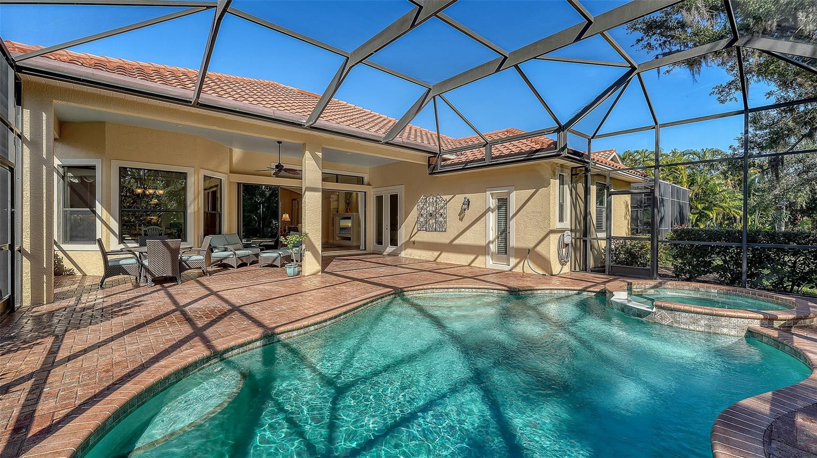 LAKEWOOD RANCH COUNTRY CLUB VILLAGE EE 2A-2E - Residential