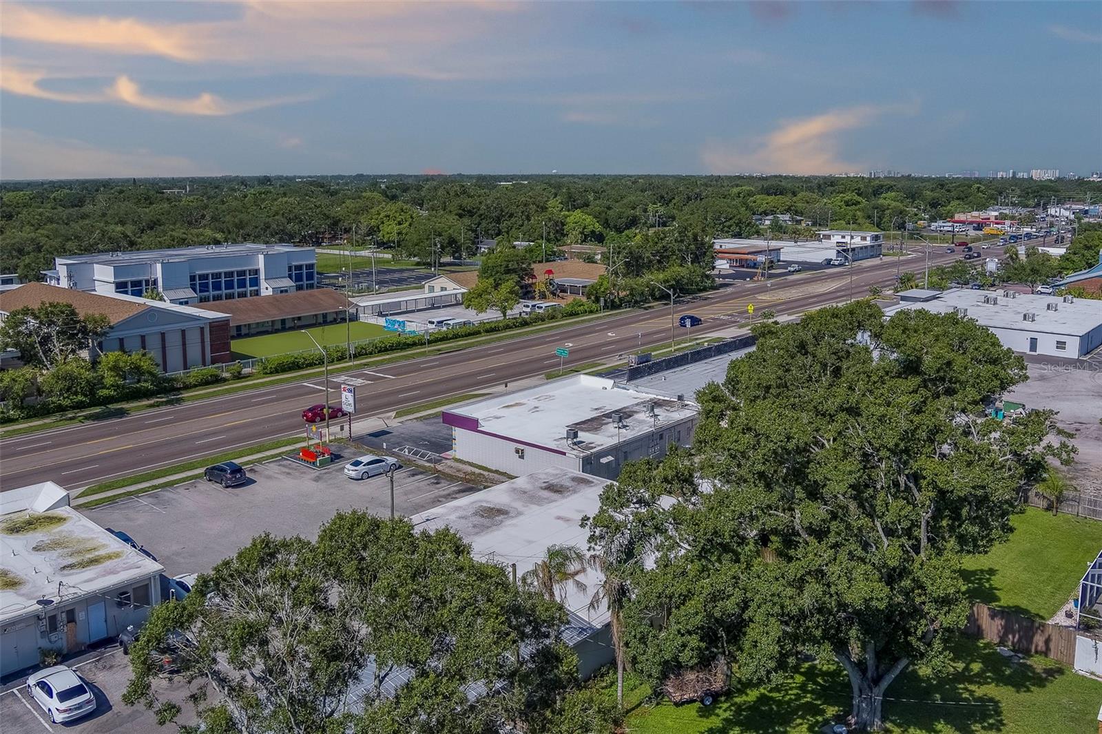 NEW MARYMONT - Commercial Sale