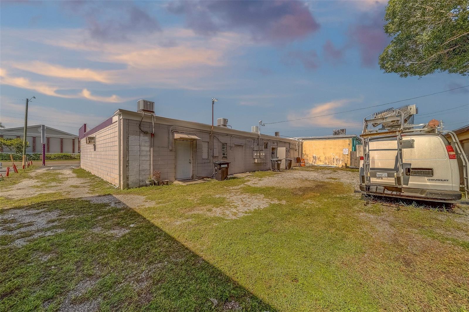 NEW MARYMONT - Commercial Sale