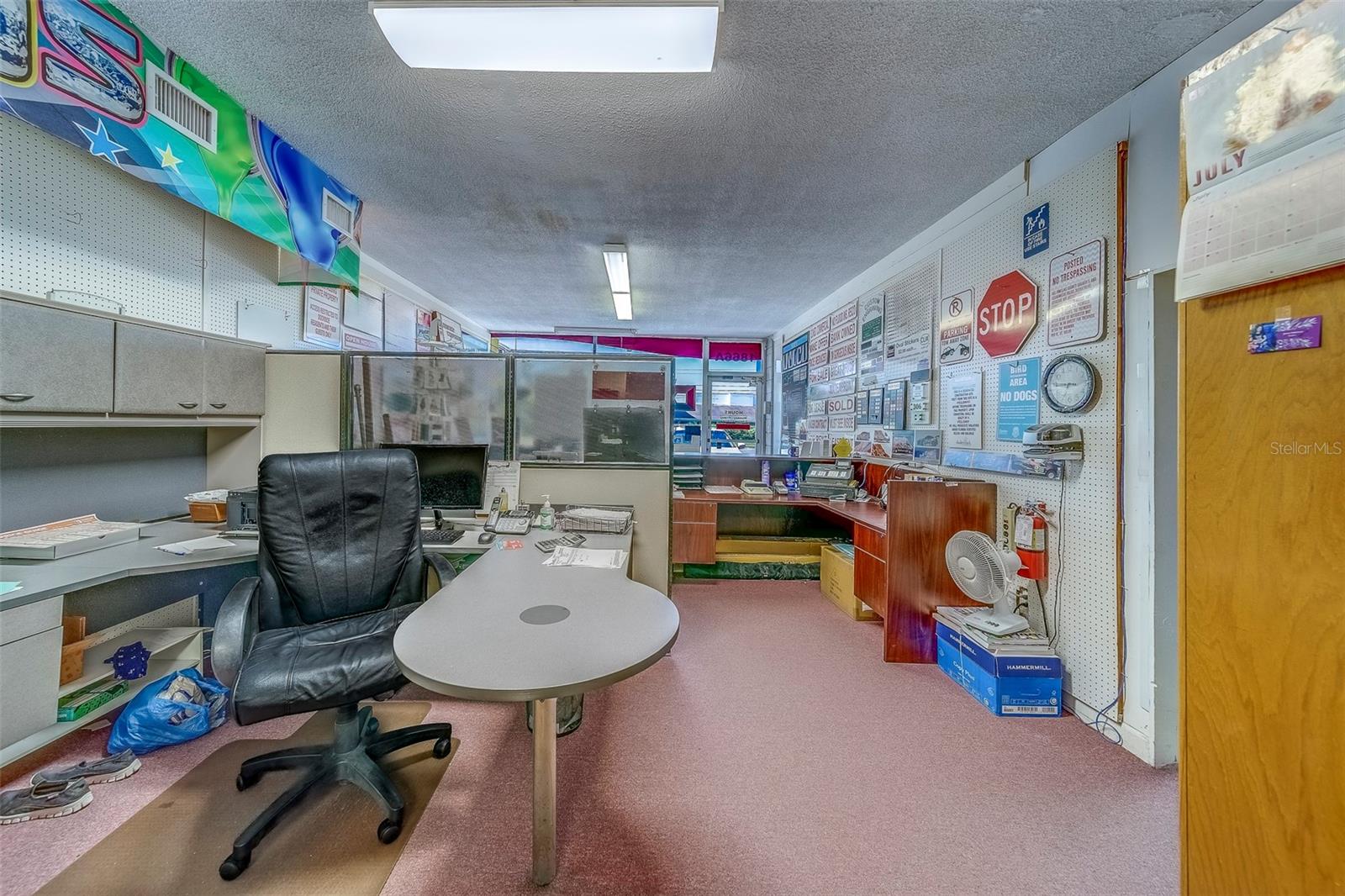 NEW MARYMONT - Commercial Sale