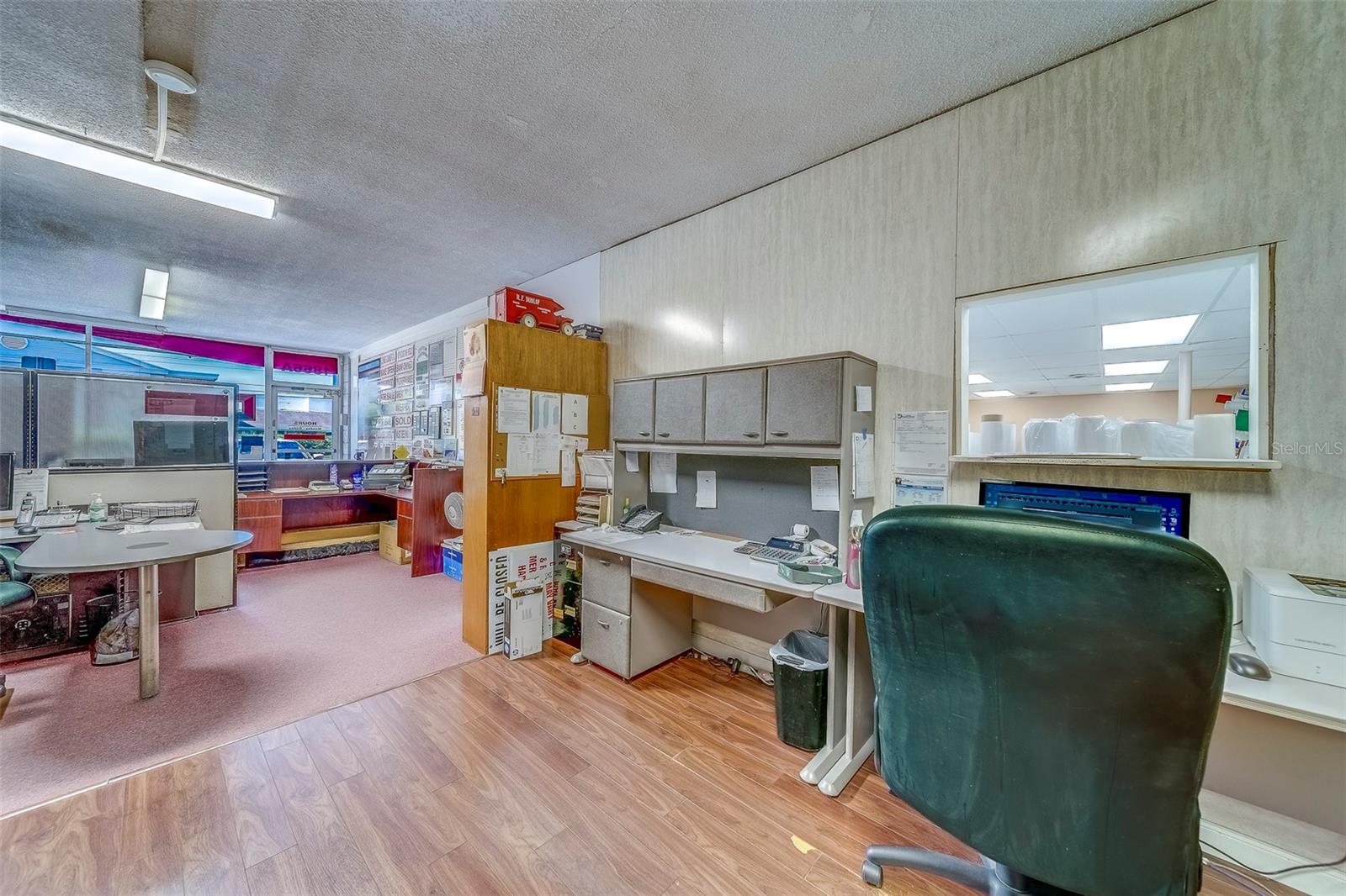 NEW MARYMONT - Commercial Sale