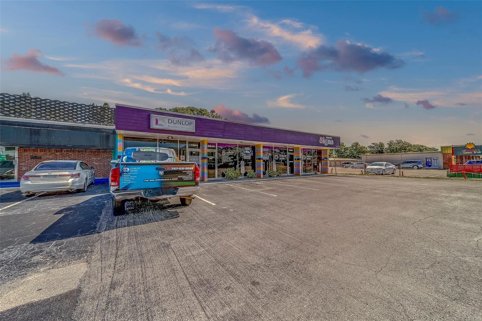 NEW MARYMONT - Commercial Sale