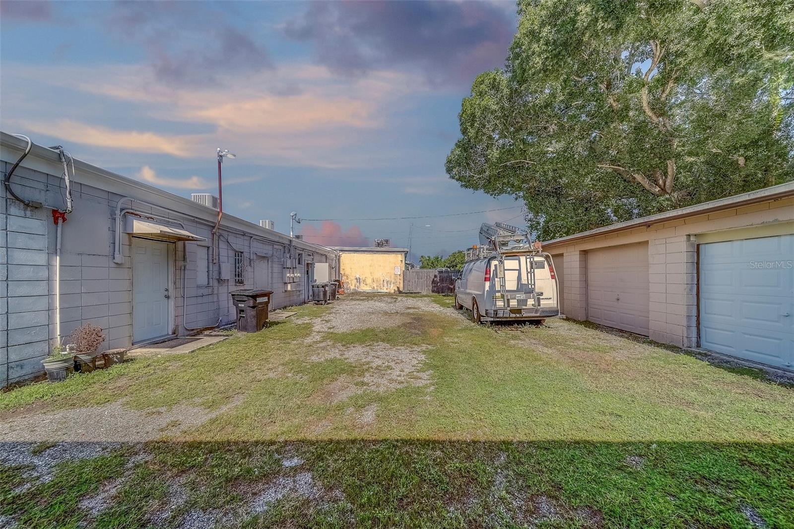 NEW MARYMONT - Commercial Sale
