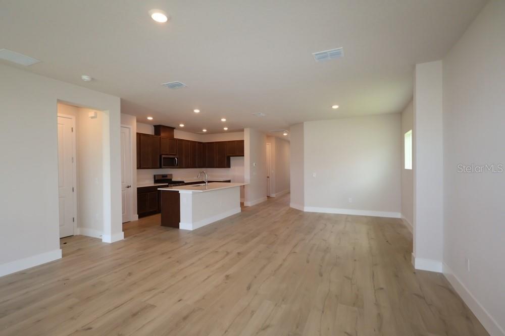 5152 CREEK SAND DRIVE