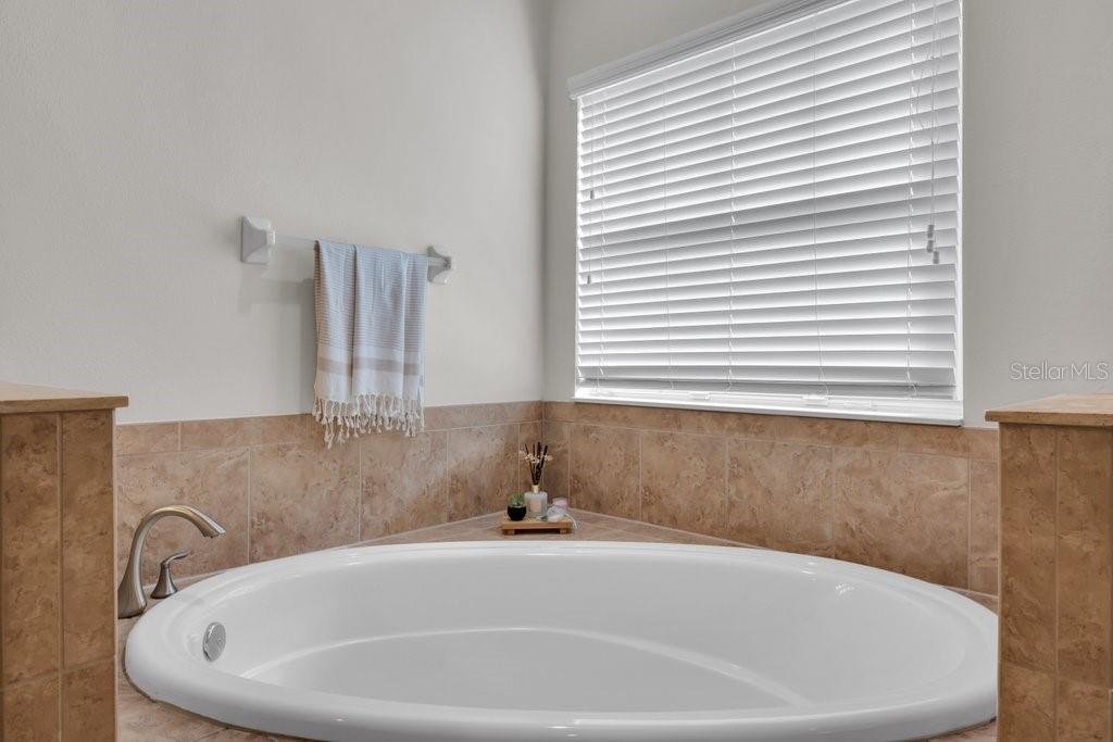 STARLING AT FISHHAWK PH 1C/ - Residential