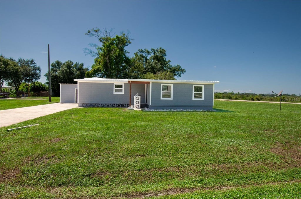 Photo of 2269 SE Mooney Dr, Arcadia, FL 34266 (MLS # C7531056)