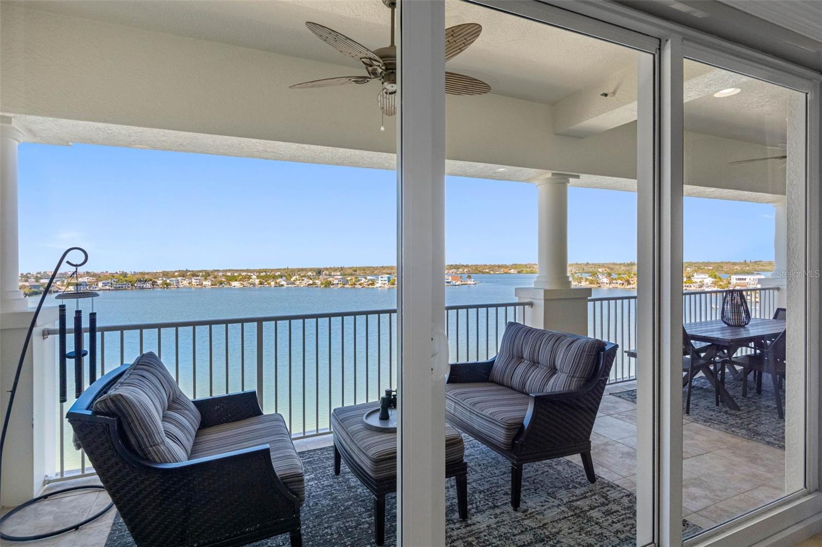 LAS FLORES CONDO - Residential