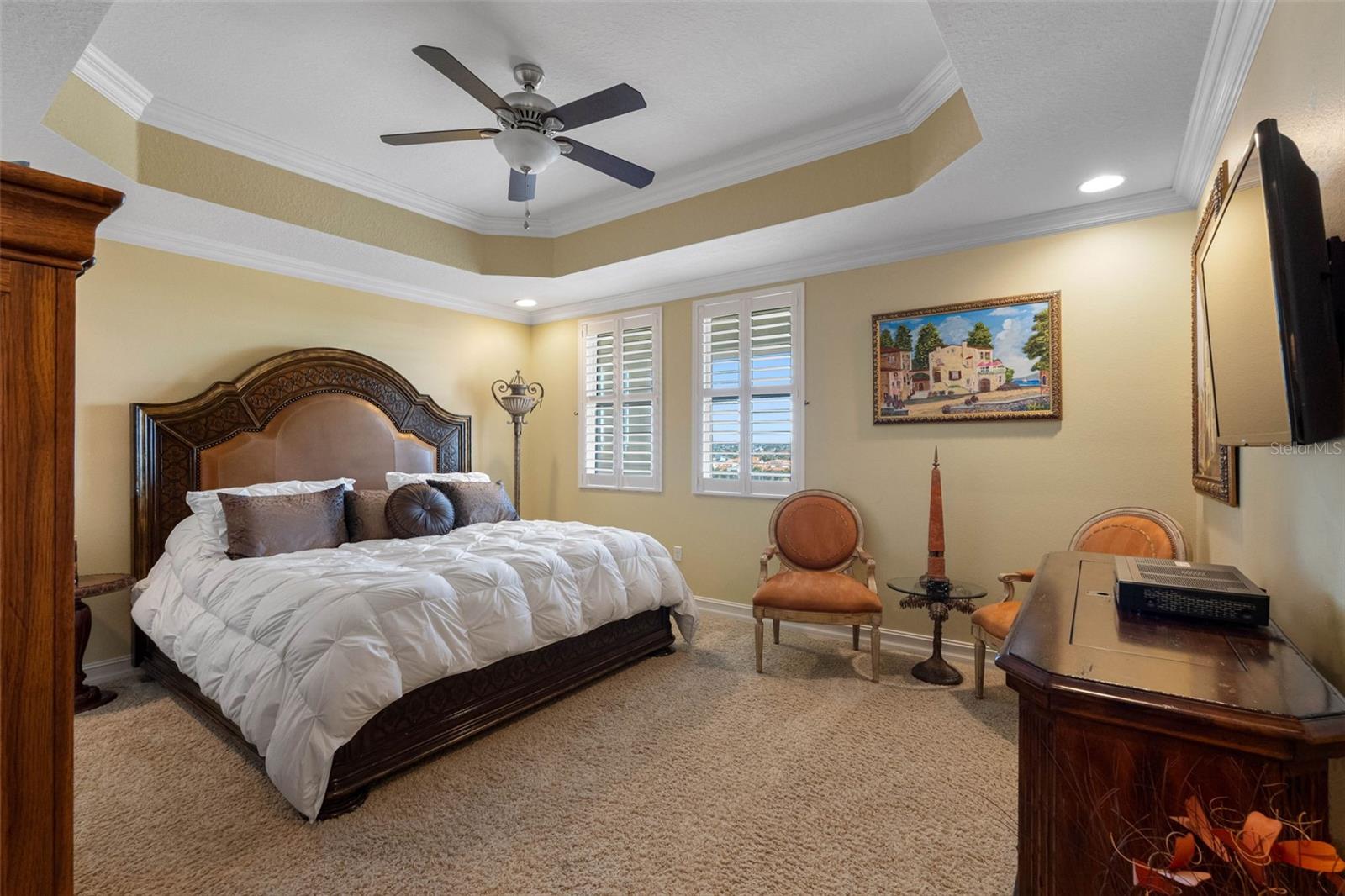 LAS FLORES CONDO - Residential