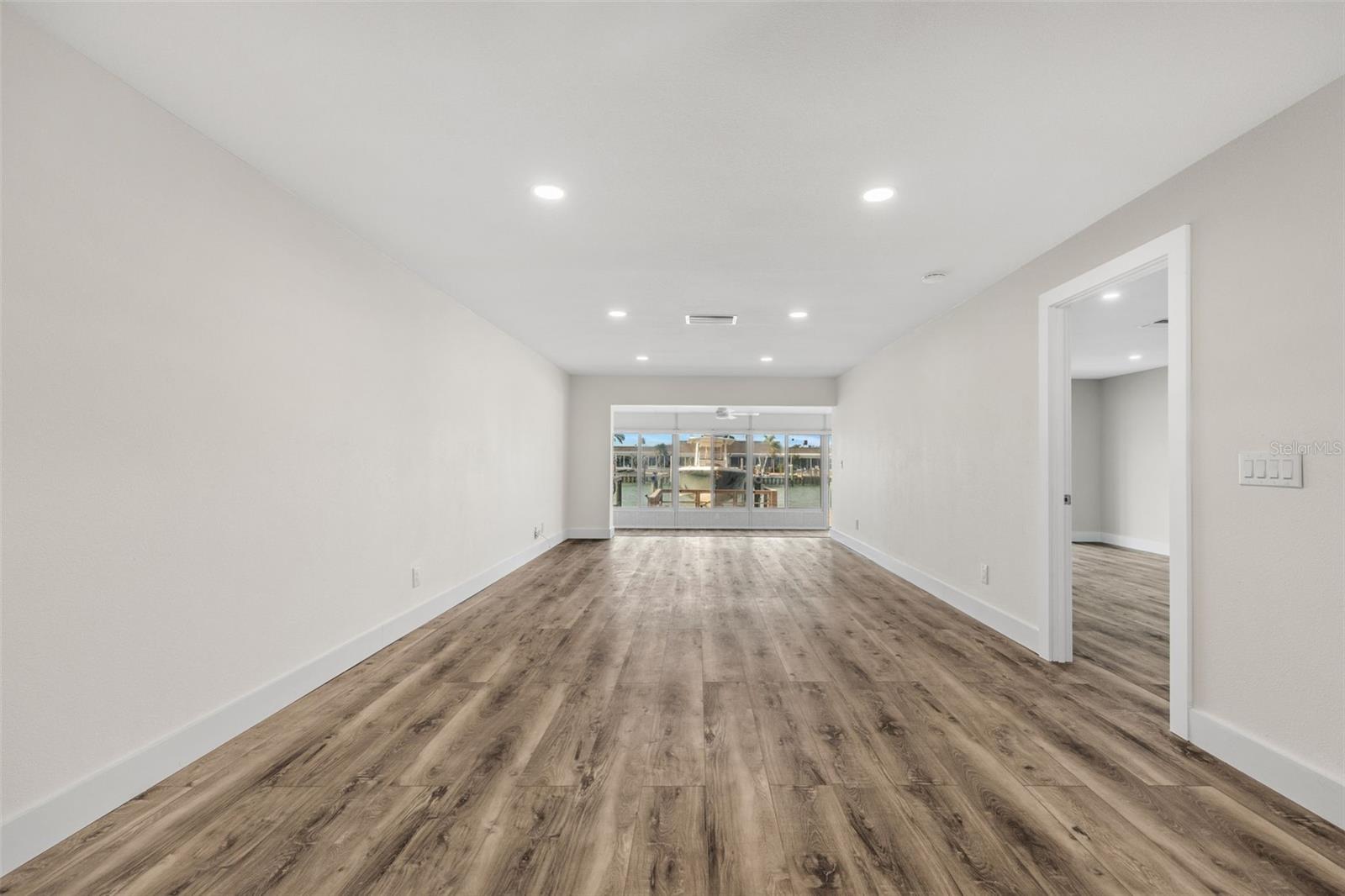 BOCA CIEGA POINT EAST - Residential