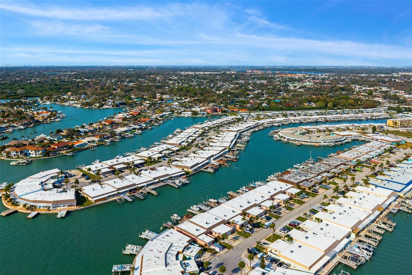 BOCA CIEGA POINT EAST - Residential