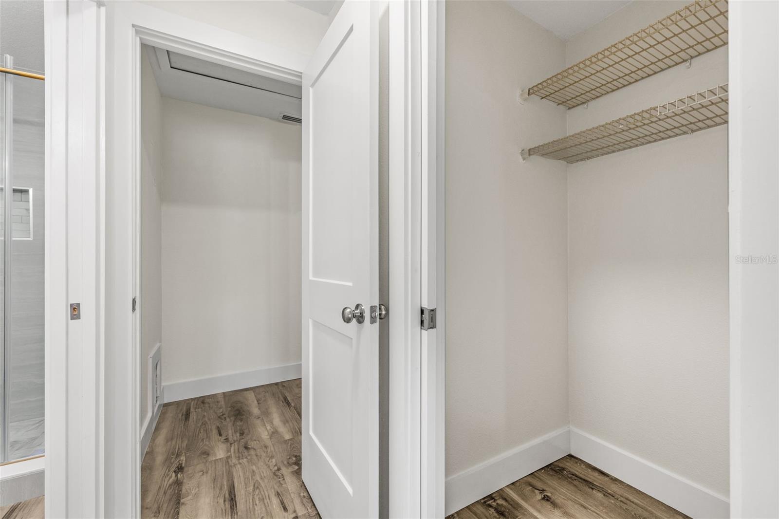 BOCA CIEGA POINT EAST - Residential