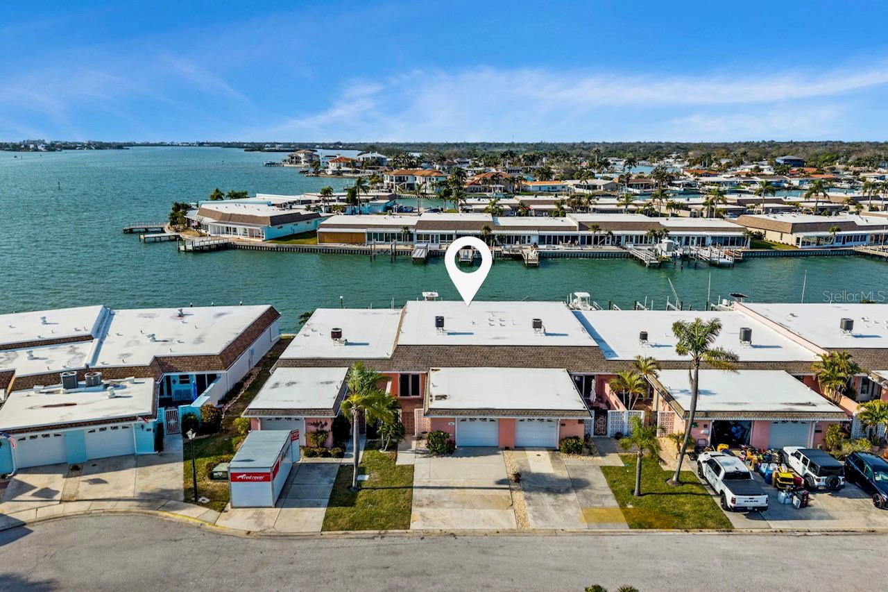 BOCA CIEGA POINT EAST - Residential