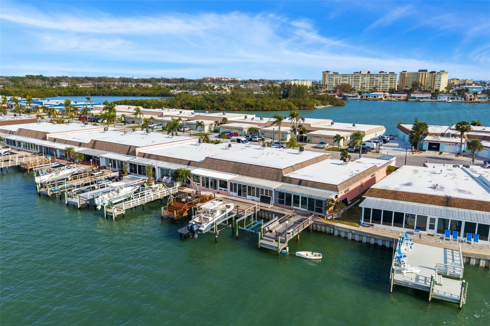BOCA CIEGA POINT EAST - Residential