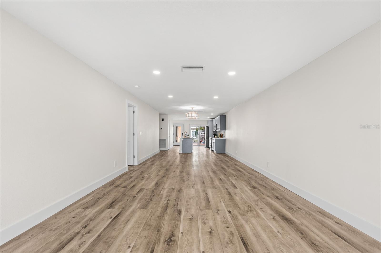 BOCA CIEGA POINT EAST - Residential