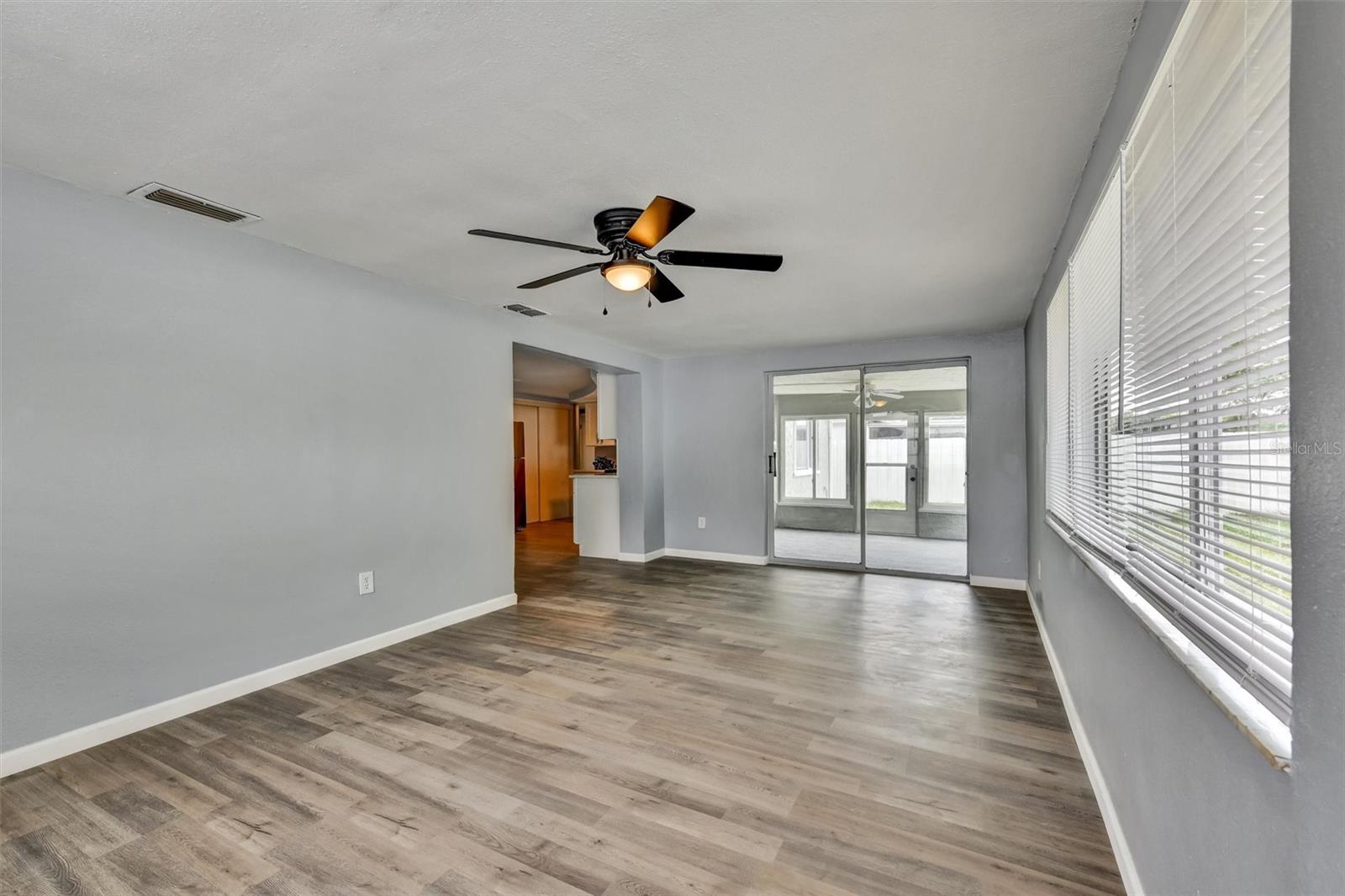 BEACON SQUARE - Residential