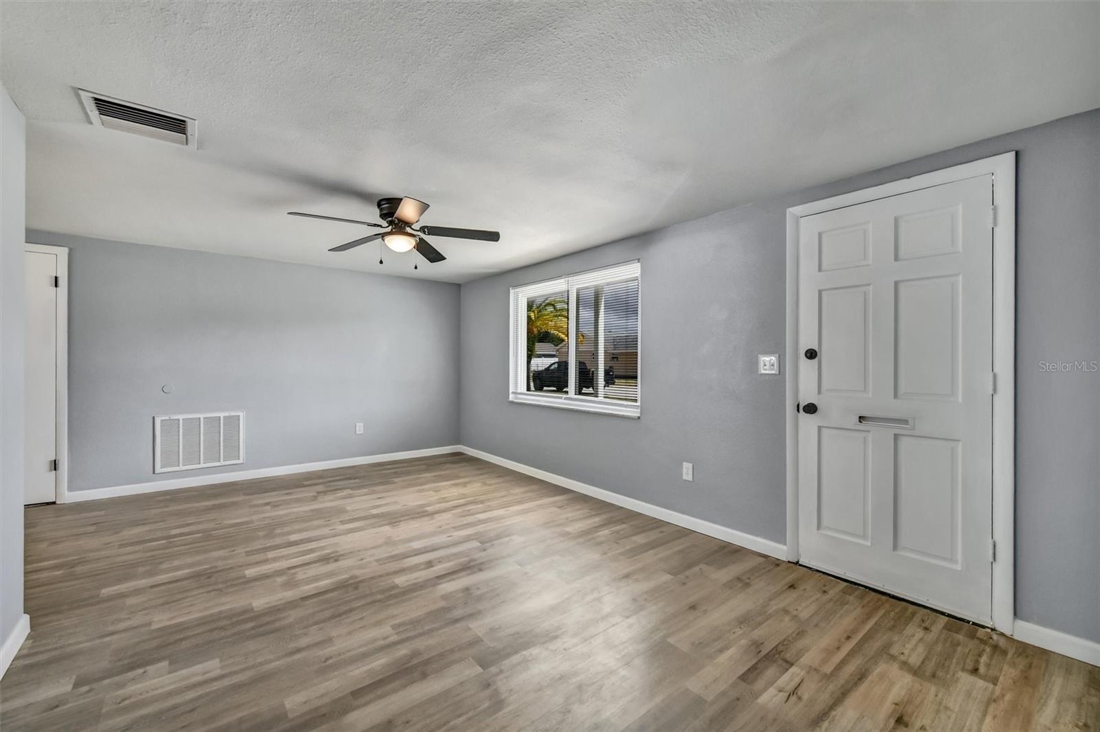 BEACON SQUARE - Residential