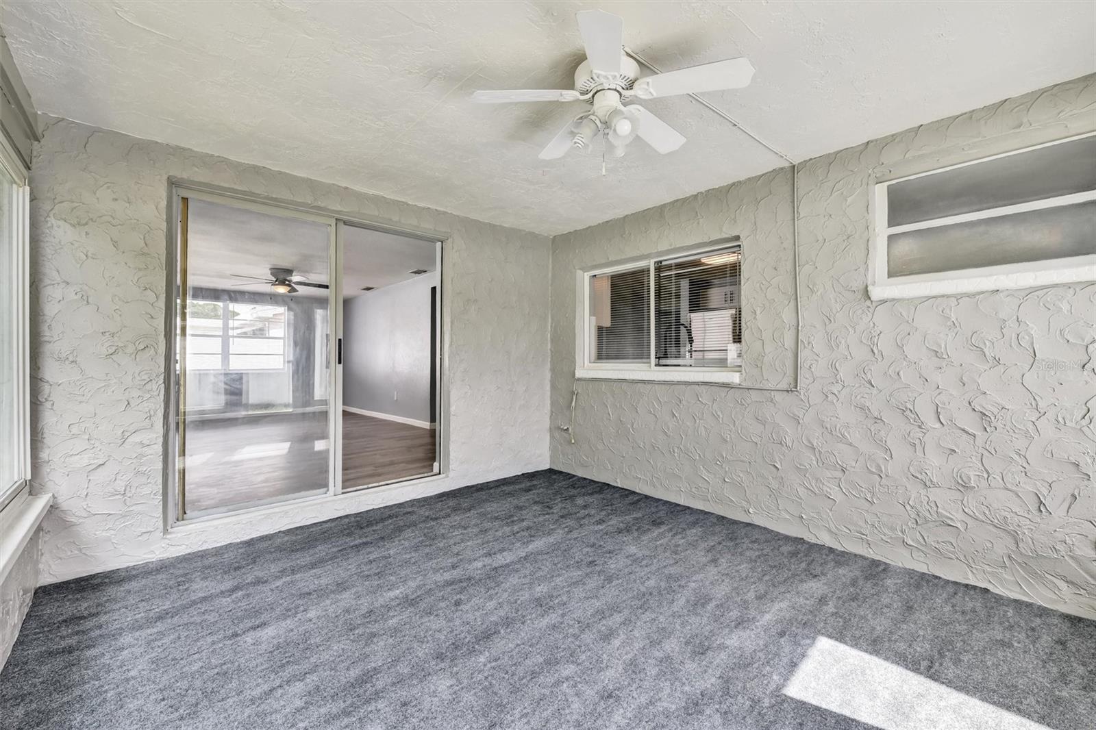 BEACON SQUARE - Residential