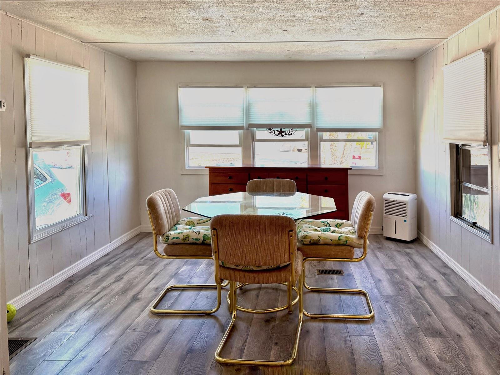 308 S PORT ROYAL LANE