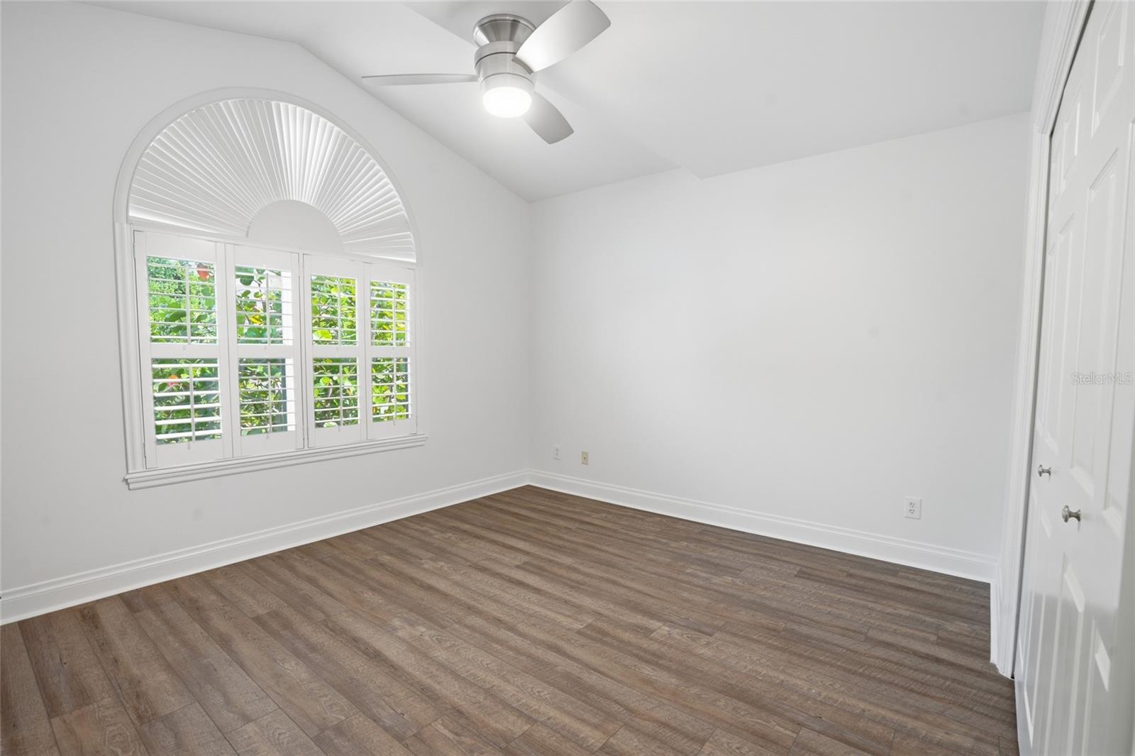 JULES VERNE PARK - Residential