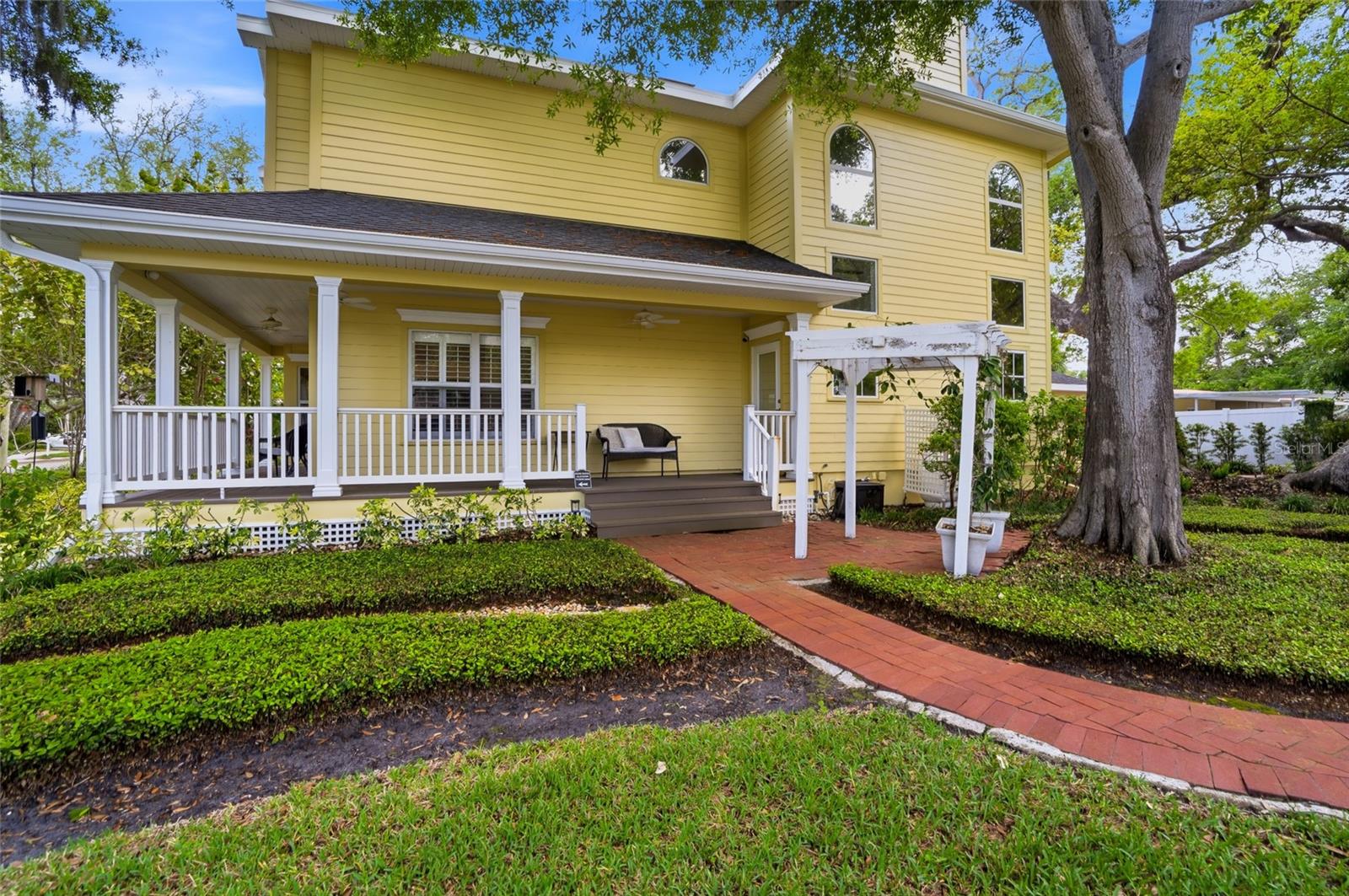 JULES VERNE PARK - Residential