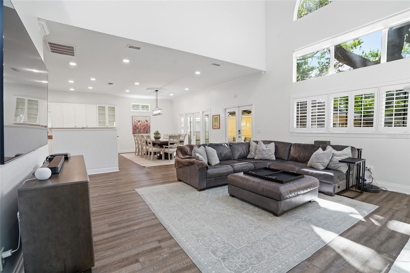 JULES VERNE PARK - Residential