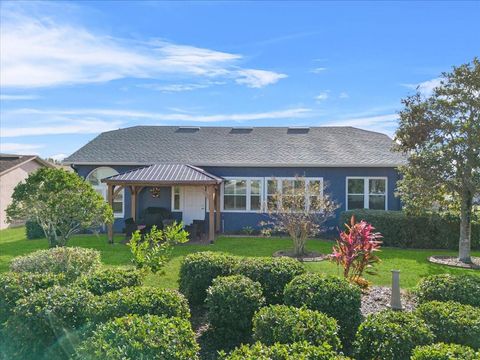 A home in LAKELAND