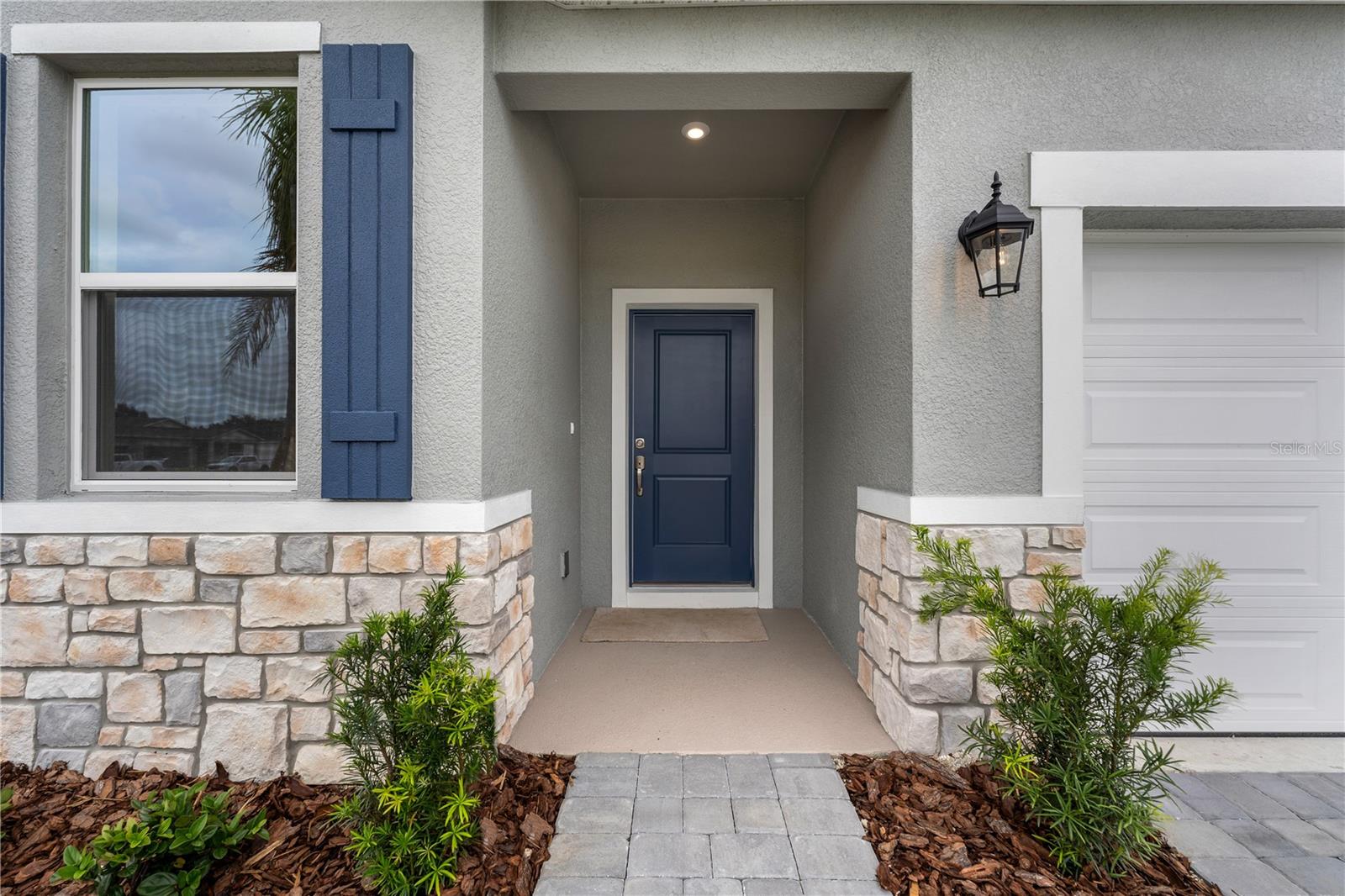 3220 VIRIDIAN CIRCLE