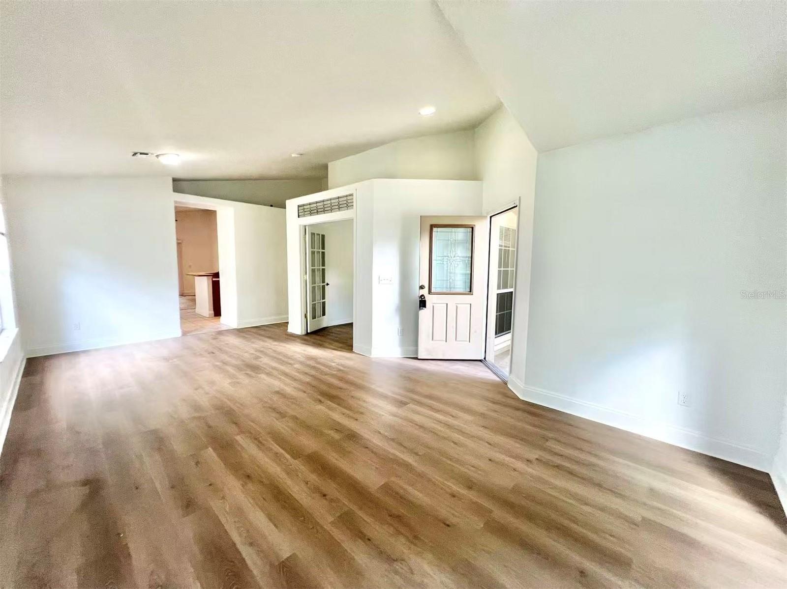 448 LANCER OAK DRIVE