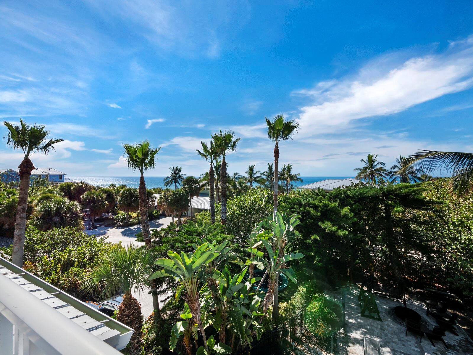 SLEEPY LAGOON - Residential