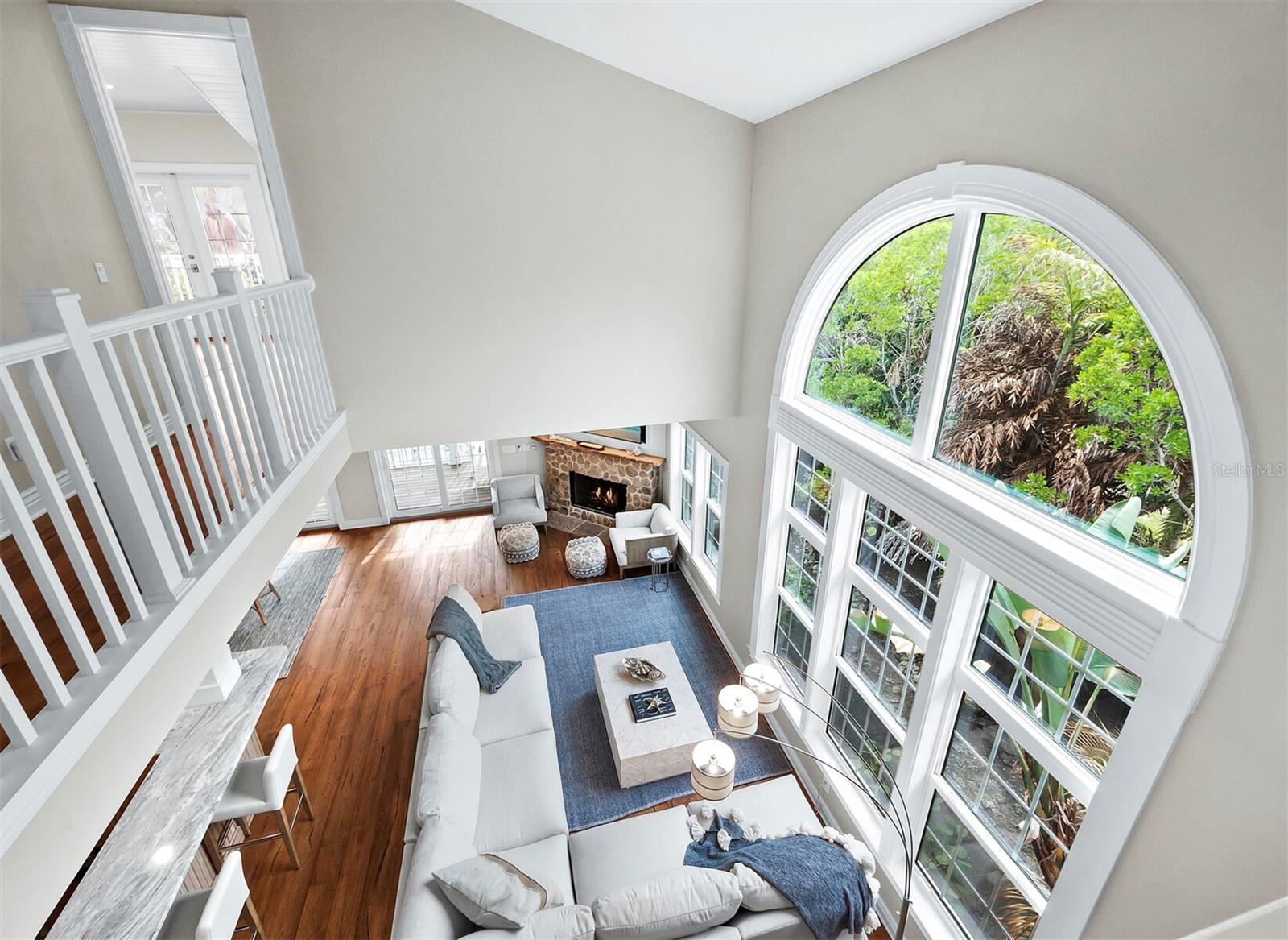 SLEEPY LAGOON - Residential