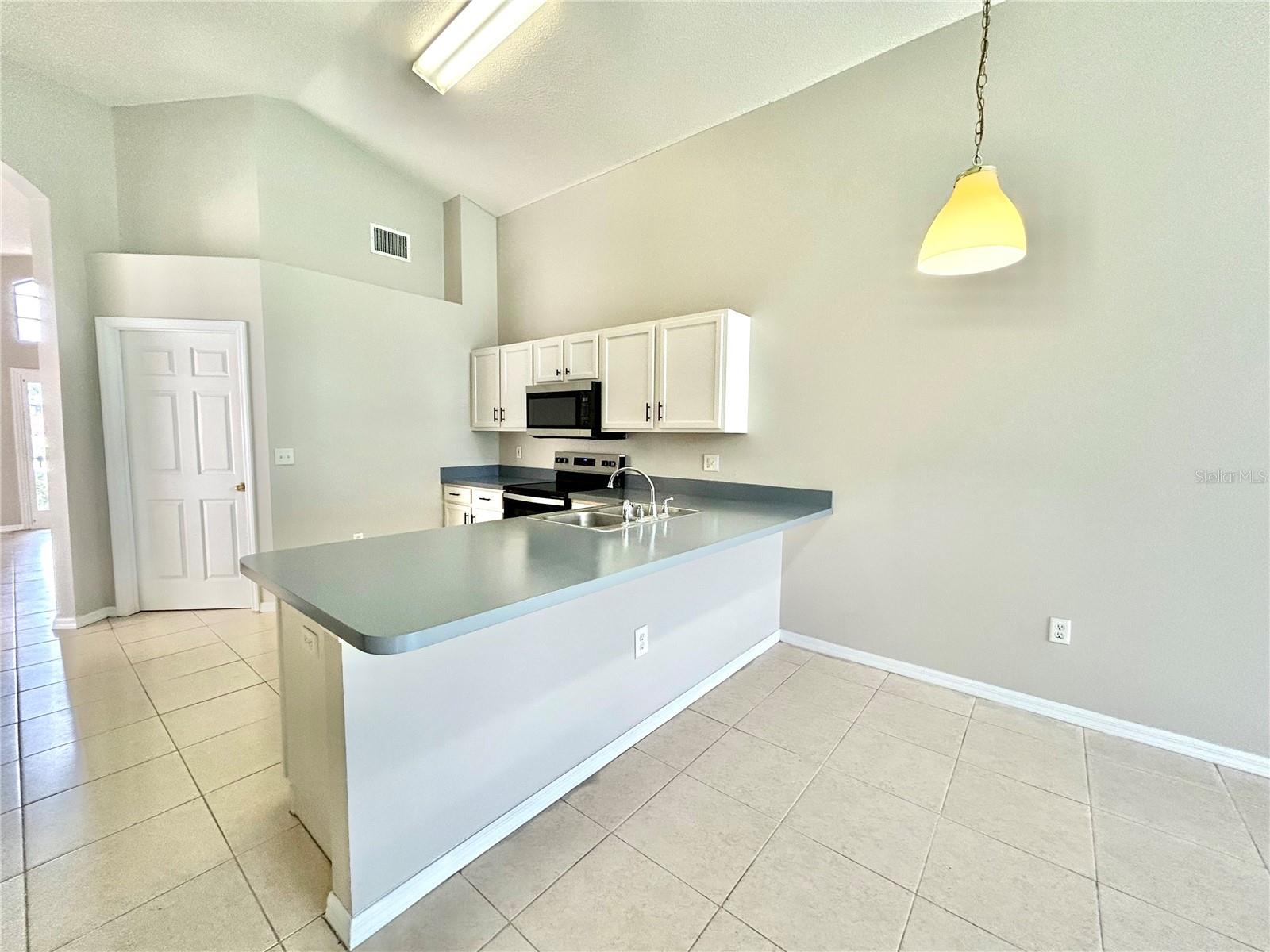 VILLAS OF WESTRIDGE PH 5B - Residential Lease