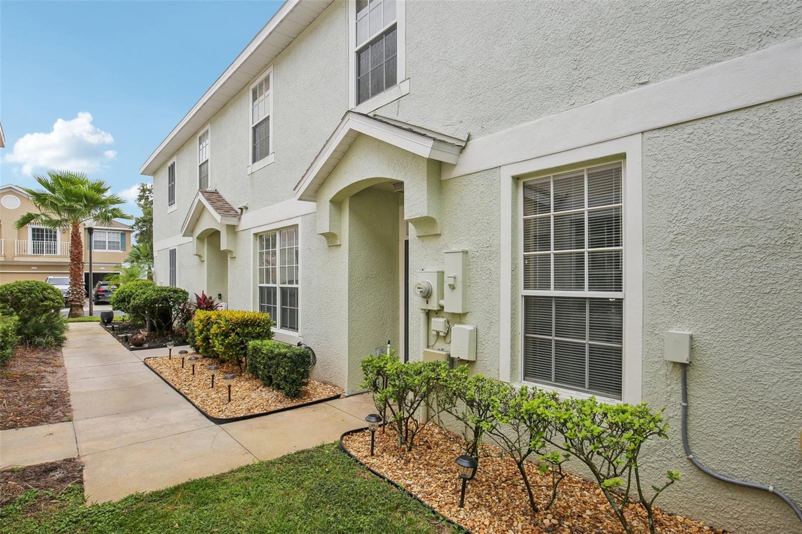 8513 SHALLOW CREEK COURT