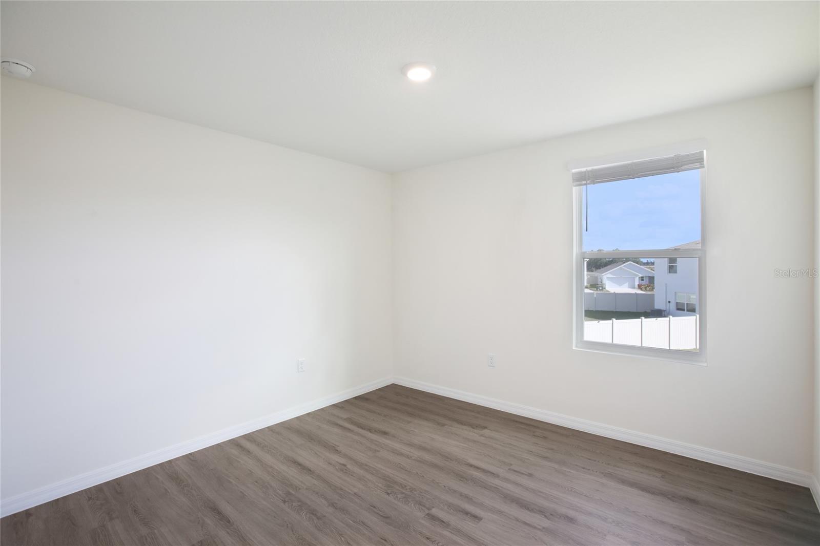 TWO RIVERS - Residential Lease