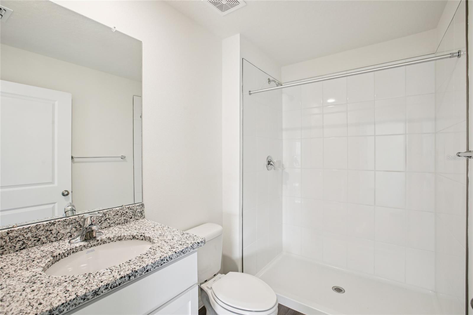 TWO RIVERS - Residential Lease