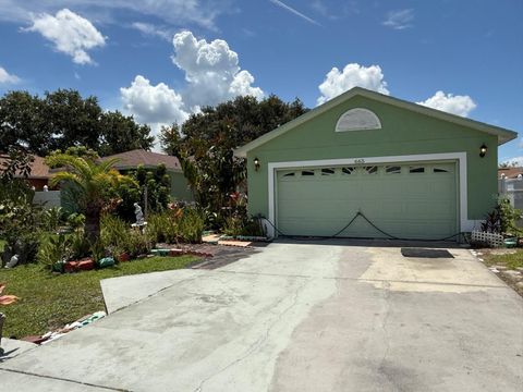 665 REGENCY WAY KISSIMMEE FL 34758