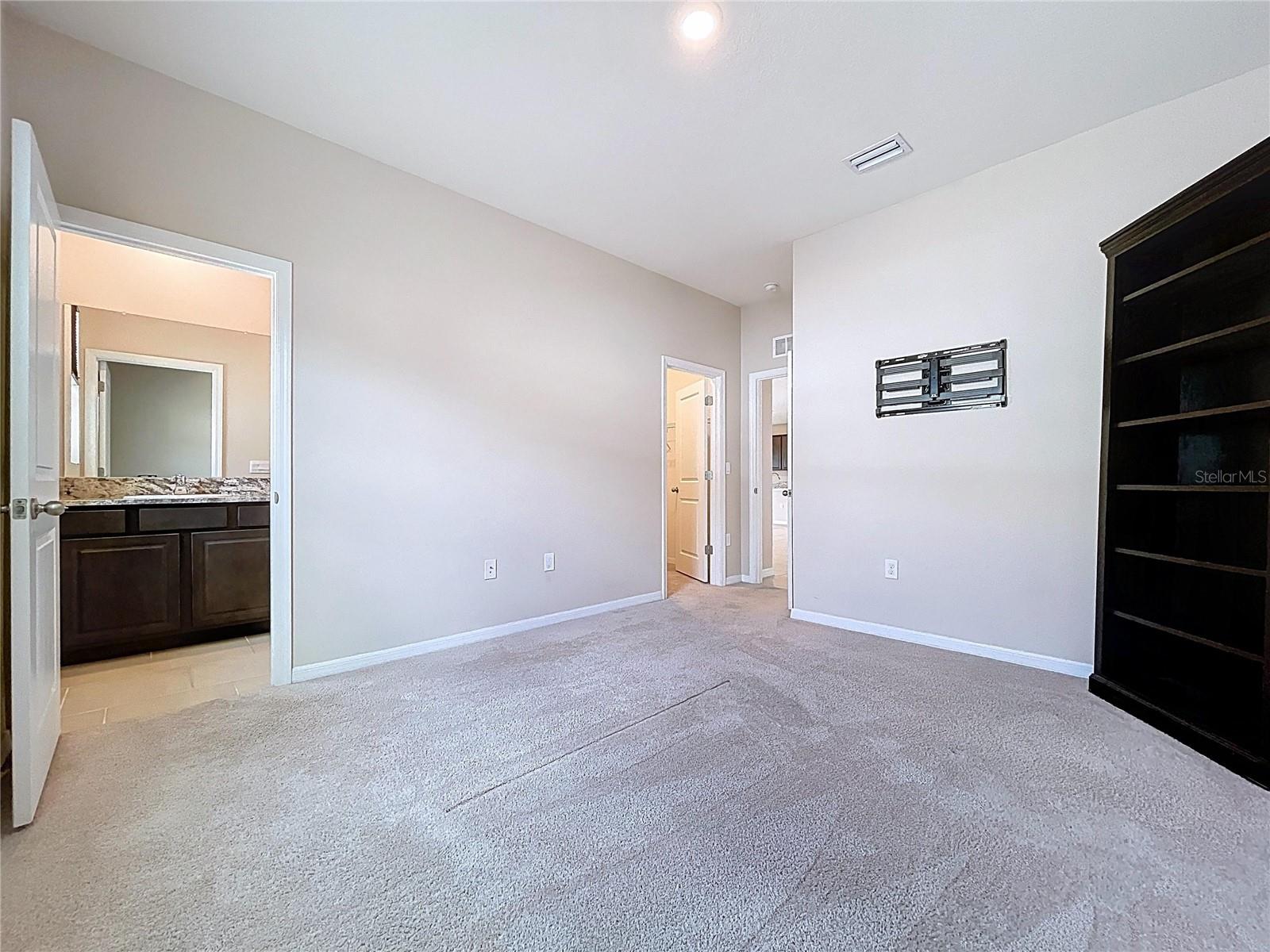 MIRADA PRCL 18-2 - Residential