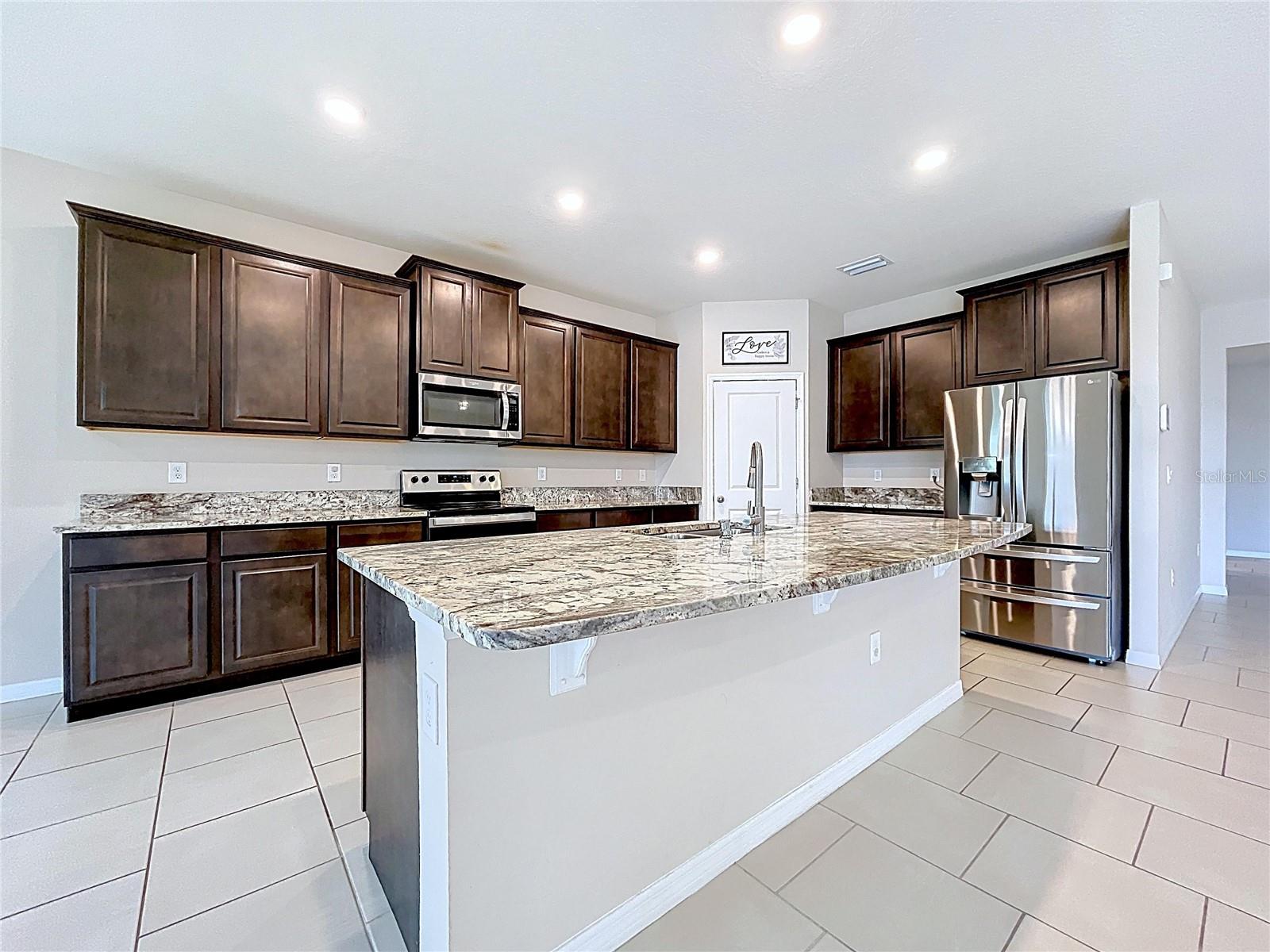 MIRADA PRCL 18-2 - Residential