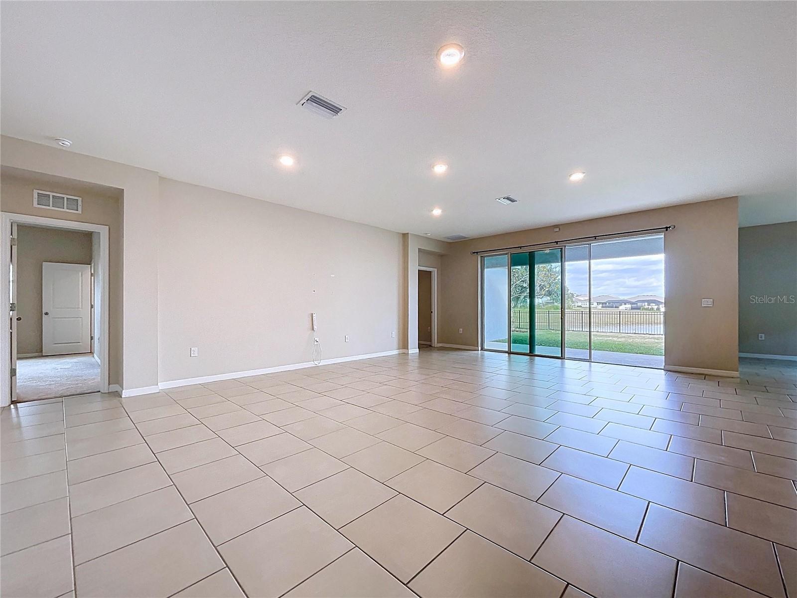 MIRADA PRCL 18-2 - Residential