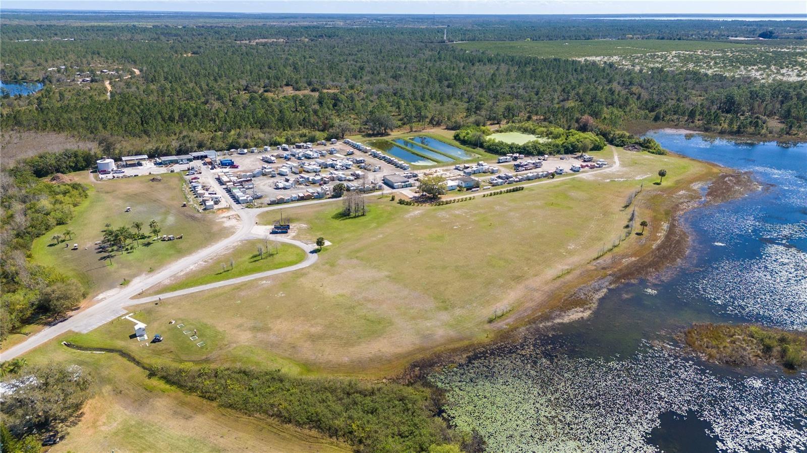 SADDLEBAG LAKE - Residential