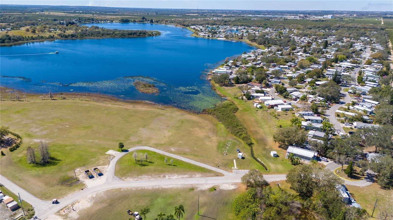 SADDLEBAG LAKE - Residential