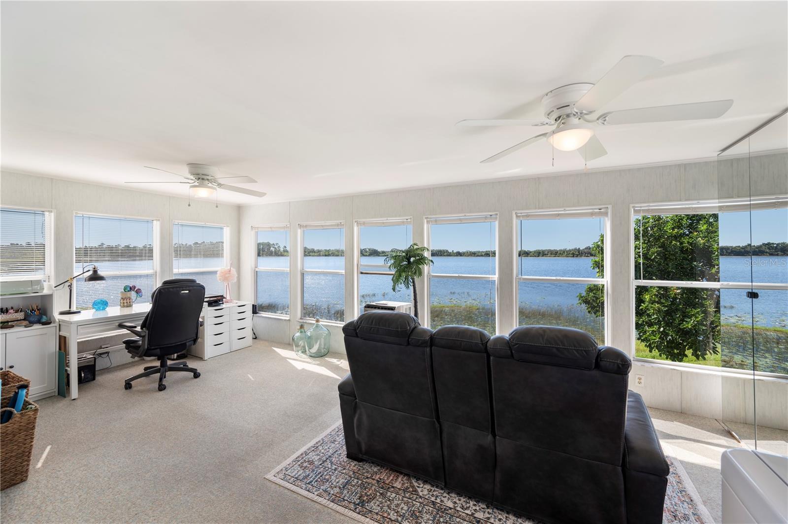 SADDLEBAG LAKE - Residential