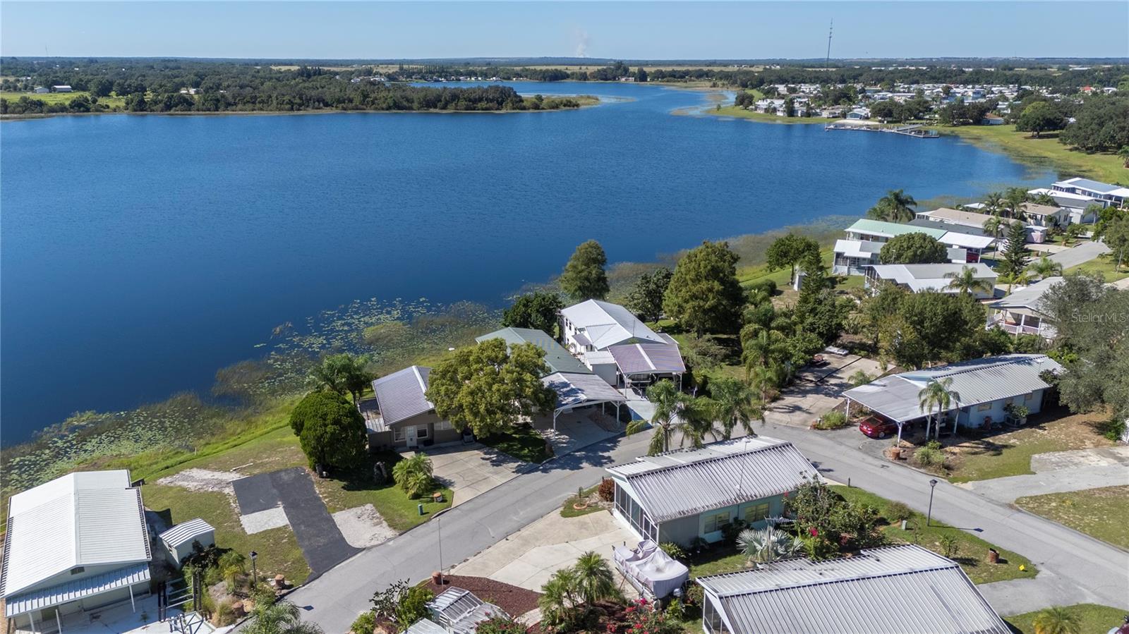 SADDLEBAG LAKE - Residential