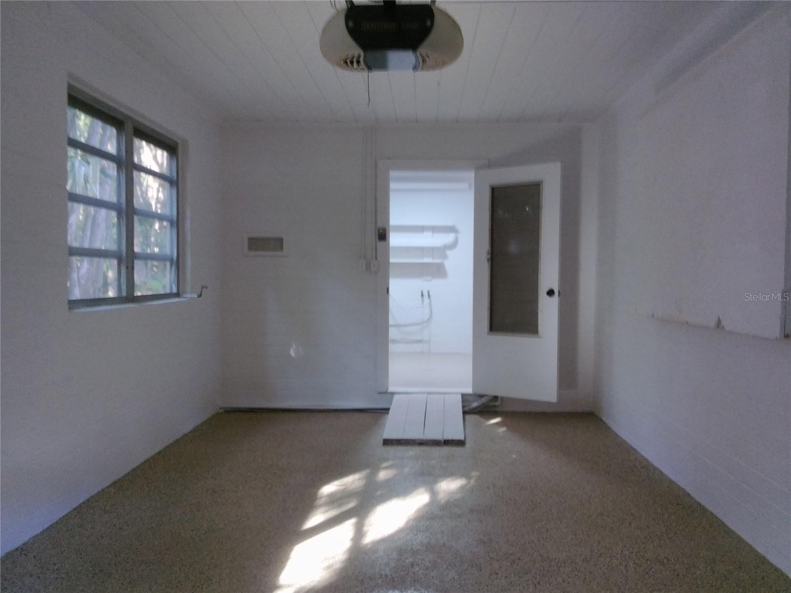 RYLANE LT 52 DUPONT & GAUDRY GRANT - Residential