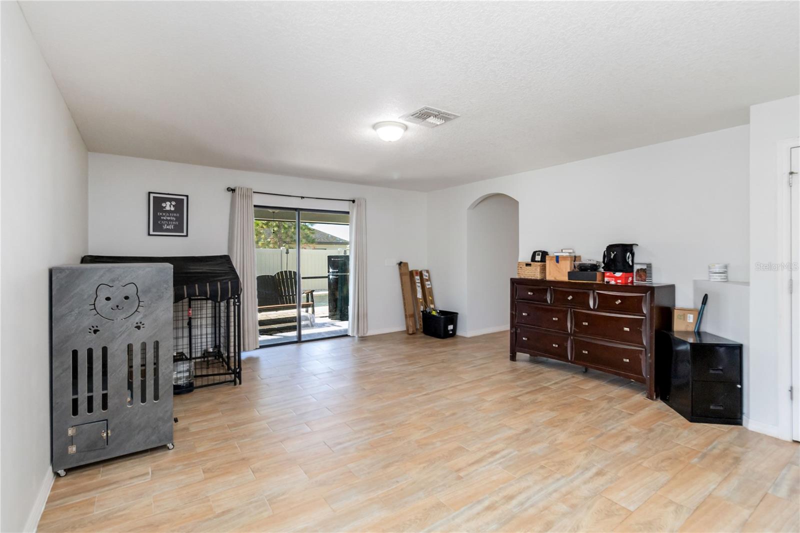 TAVARES GROVES AT BAYTREE PH 04 - Residential