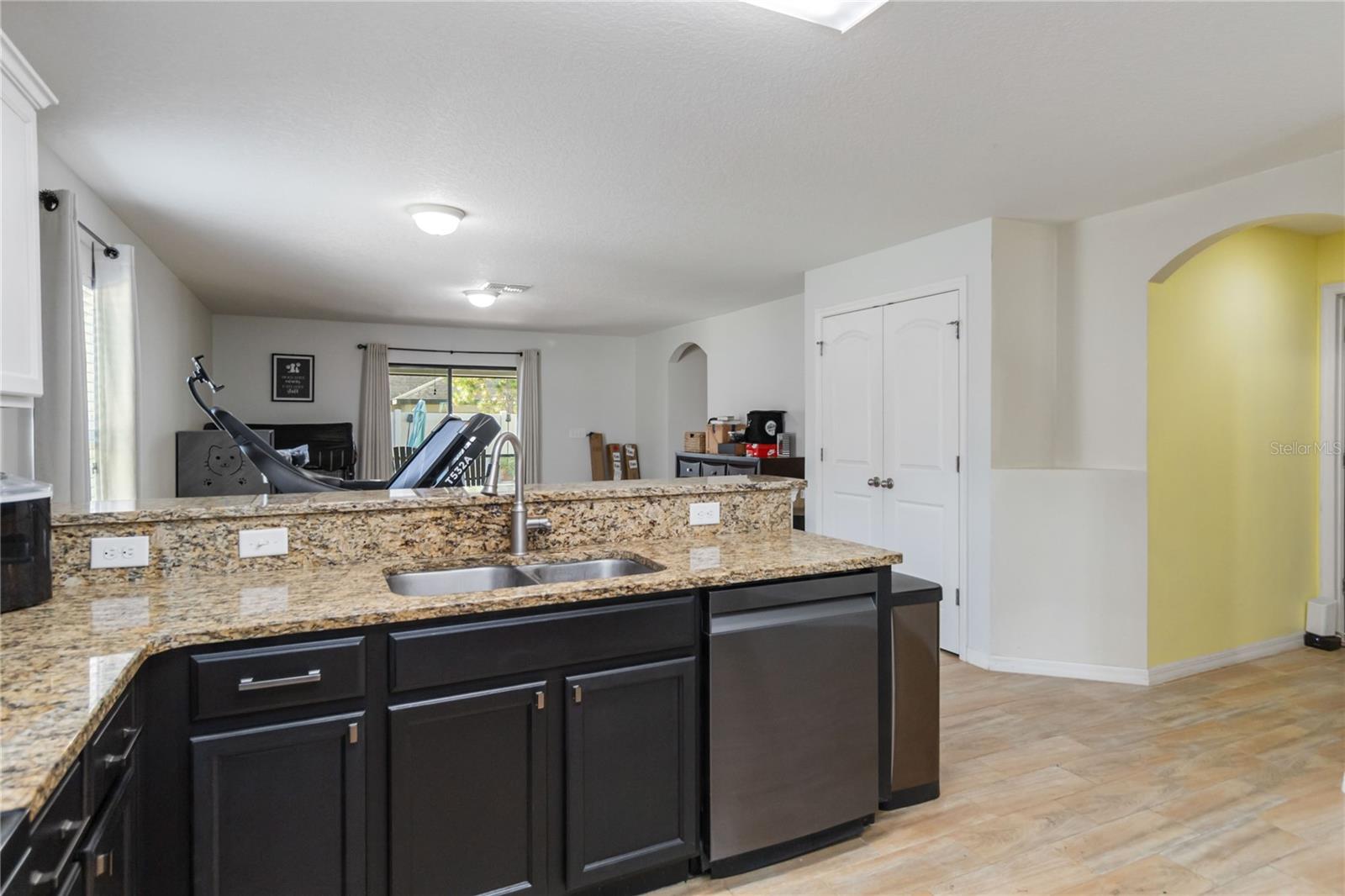 TAVARES GROVES AT BAYTREE PH 04 - Residential