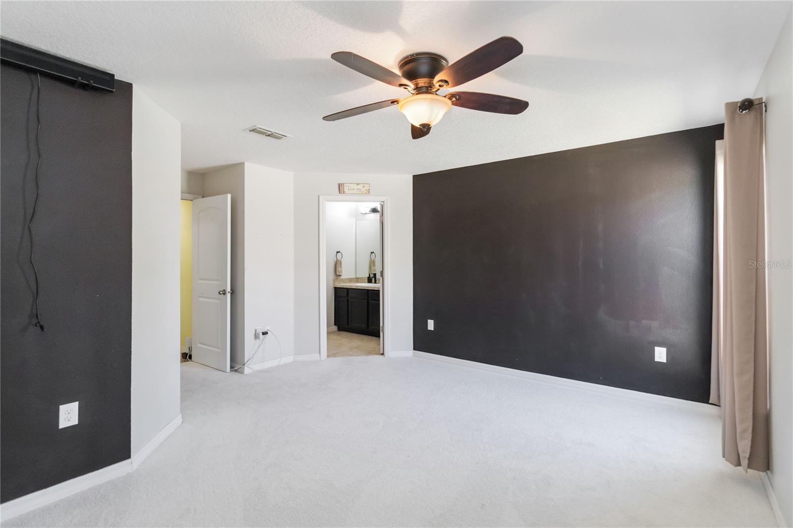 TAVARES GROVES AT BAYTREE PH 04 - Residential