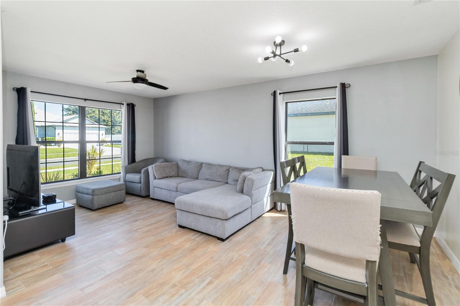 TAVARES GROVES AT BAYTREE PH 04 - Residential