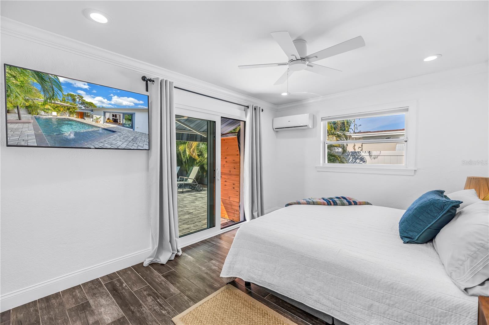 POINT PINELLAS HEIGHTS - Residential