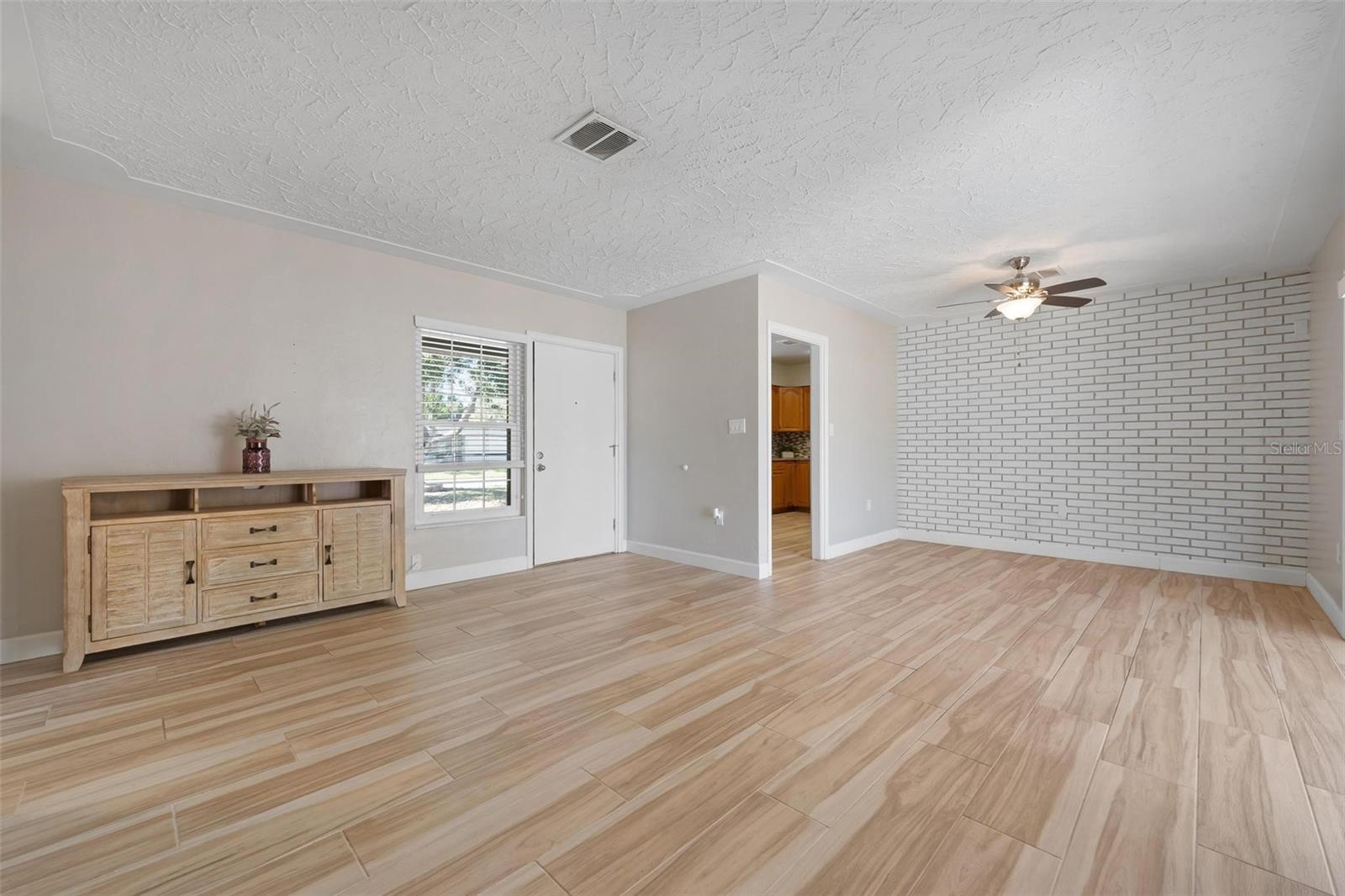 4213 DES PLAINES DRIVE